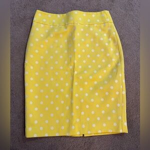⭐️ Ann Taylor Women’s Pencil skirt size 2